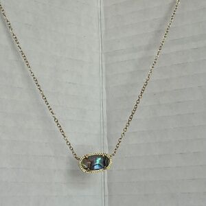 Kendra Scott Classic Elisa Oval Gold Pendant Necklace Iridescent Abalone Shell